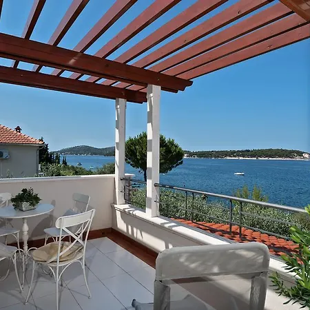 Roza Apartmán