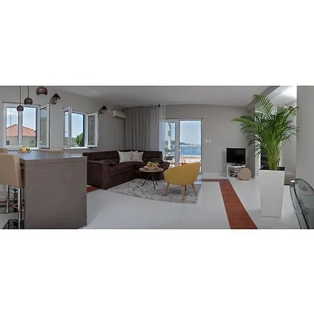 Roza Apartment